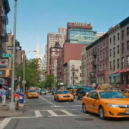 Mid Town East Street Apartments Next To Times Square New York Exterior foto