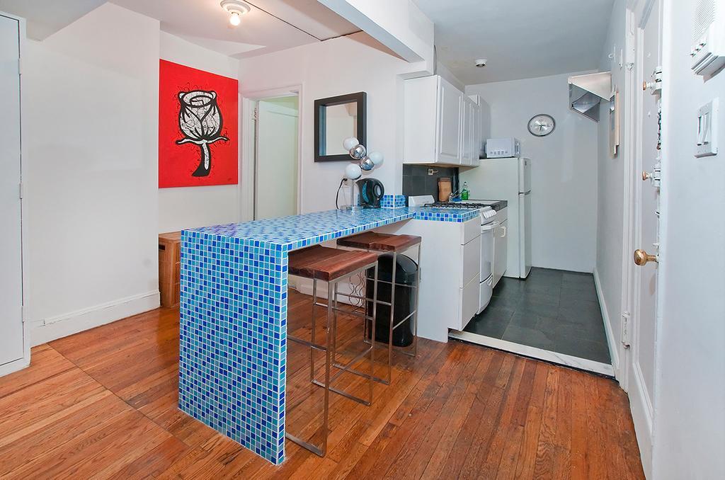 Mid Town East Street Apartments Next To Times Square New York Zimmer foto
